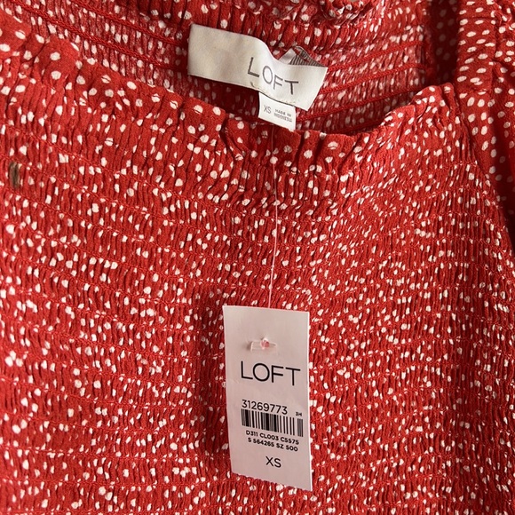 Lot of 2 - NWT - Loft Puffy Sleeves Tops - Picture 8 of 8